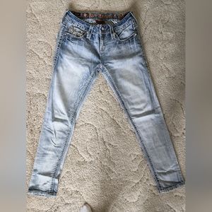 SUPER adorable ankle crop Rocks Revivals!